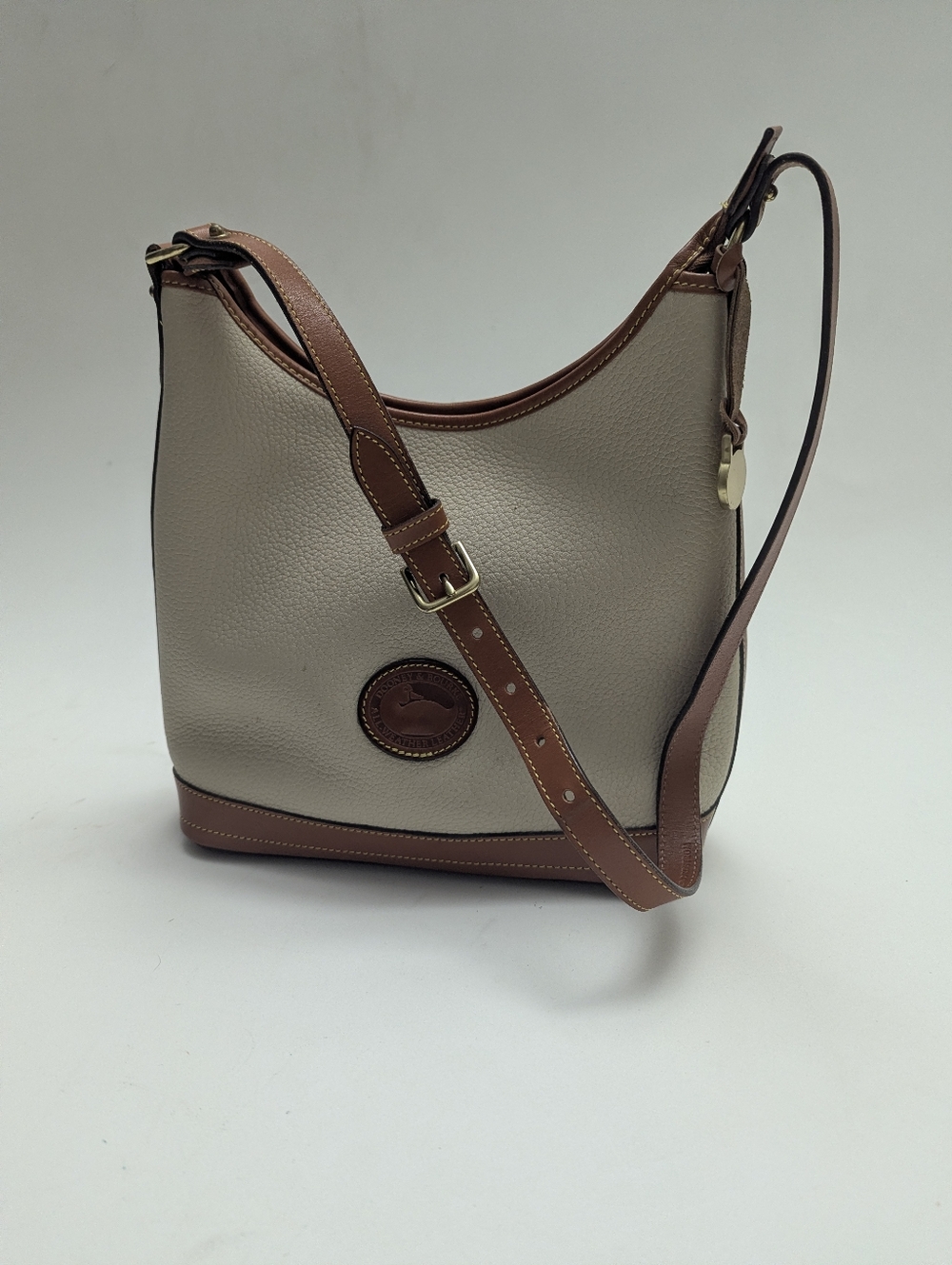 Dooney & Bourke Pebble Grain Leather Crossbody Shoulder Bag Tan Brown